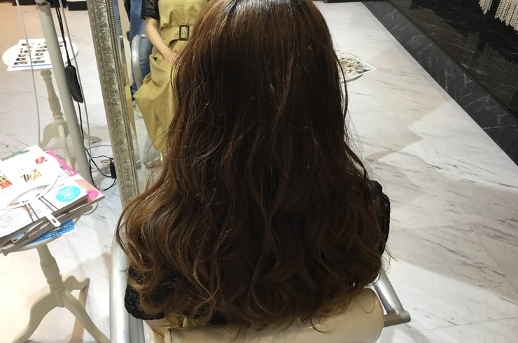 町田駅の美容院 プラチナムのヘアスタイルをご覧ください